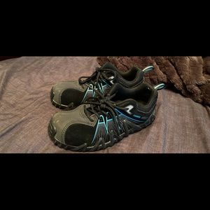 Composite toed shoes